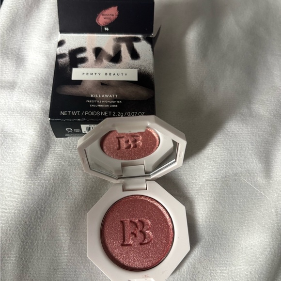 💋2/$25 fenty killawatt Moscow mule highlighter - Picture 5 of 7